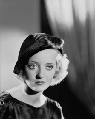 Bette Davis Poster 1527017
