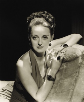 Bette Davis Poster 1527045