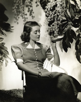 Bette Davis Poster 1527050