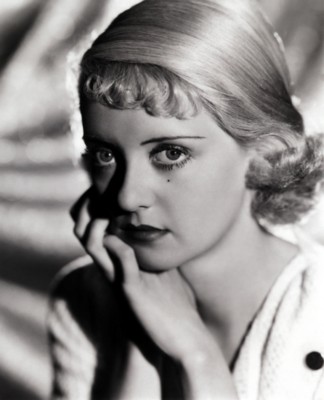 Bette Davis Poster 1527080