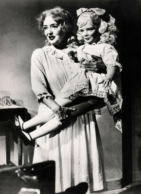 Bette Davis Poster 2554666