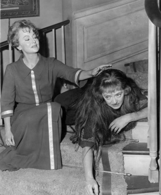 Bette Davis Poster 2554713