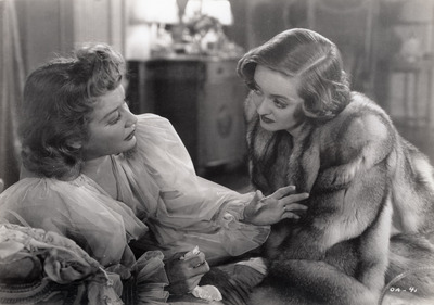 Bette Davis Poster 2554850