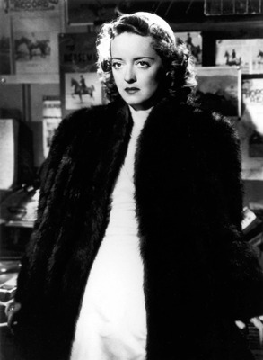 Bette Davis Poster 2554862