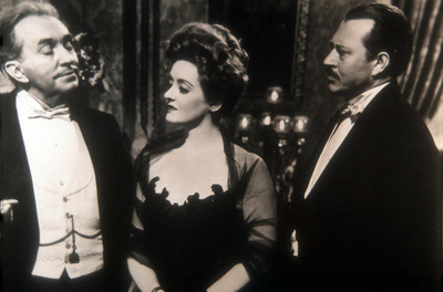 Bette Davis Poster 2554863