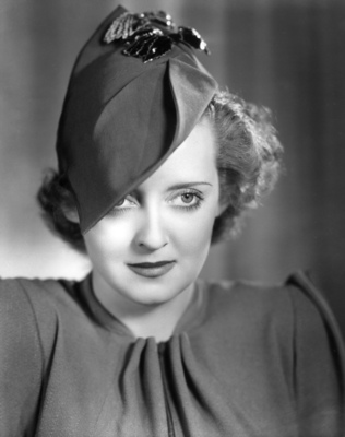 Bette Davis Poster 2675283