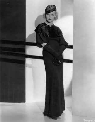 Bette Davis Poster 2675296