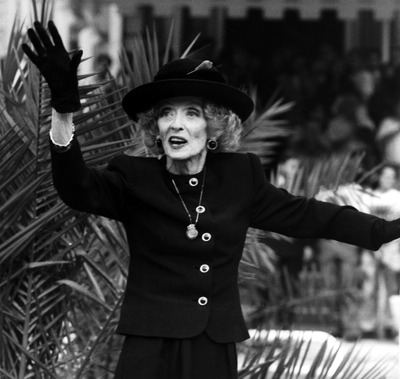 Bette Davis Poster 2675305