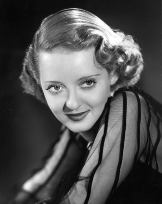 Bette Davis Poster 2675346