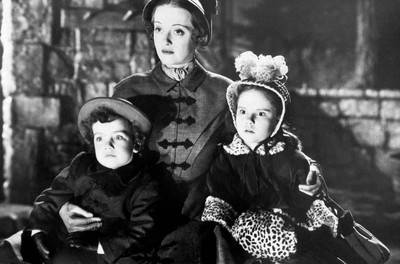 Bette Davis Poster 2675358