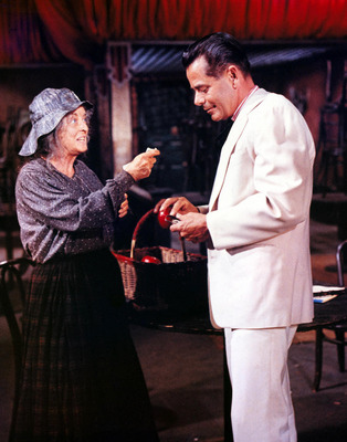 Bette Davis Poster 2675384