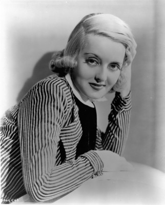 Bette Davis Poster 2675407