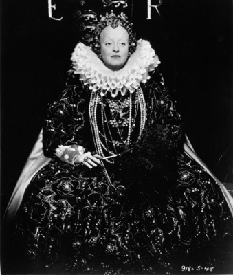 Bette Davis Poster 2675465