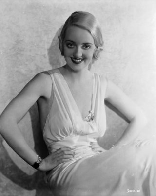 Bette Davis Poster 2675474