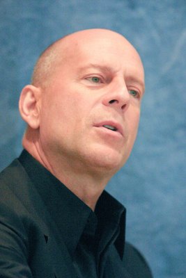 Bruce Willis Poster 2290101