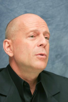 Bruce Willis Poster 2290151