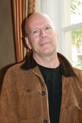 Bruce Willis Poster 2342105