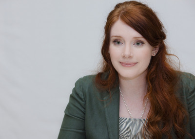 Bryce Dallas Howard Poster 2246763