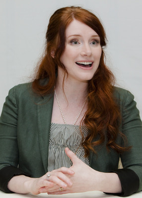 Bryce Dallas Howard Poster 2246765