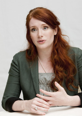 Bryce Dallas Howard Poster 2246768