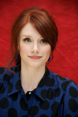 Bryce Dallas Howard Poster 2290447