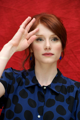 Bryce Dallas Howard Poster 2290448