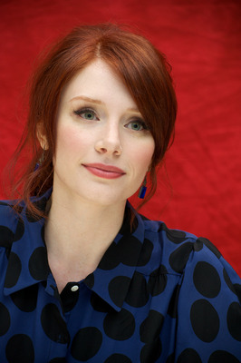 Bryce Dallas Howard Poster 2290449