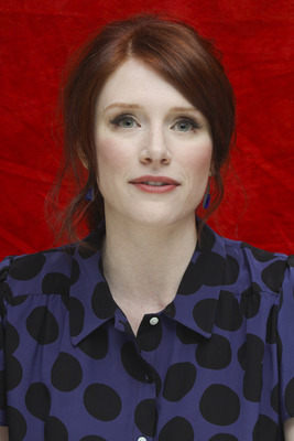 Bryce Dallas Howard Poster 2355473