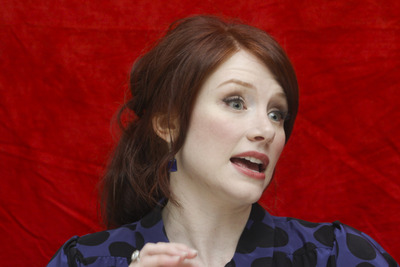Bryce Dallas Howard Poster 2355479