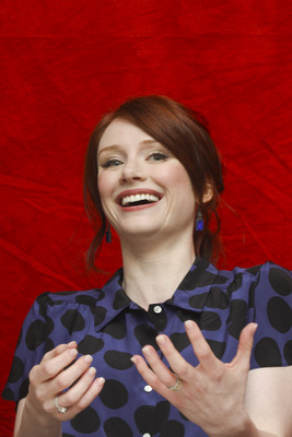 Bryce Dallas Howard Poster 2355484