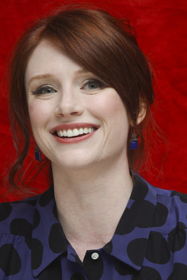 Bryce Dallas Howard Poster 2355485