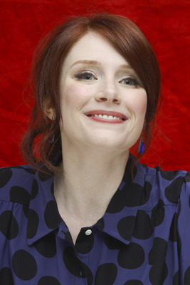 Bryce Dallas Howard Poster 2355495