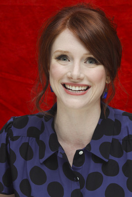 Bryce Dallas Howard Poster 2355499