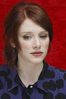 Bryce Dallas Howard Poster 2355506