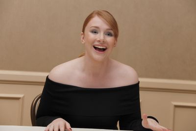 Bryce Dallas Howard Poster 2627412