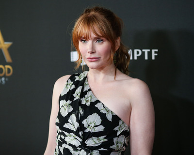 Bryce Dallas Howard Poster 2919803