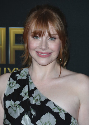 Bryce Dallas Howard Poster 2919819