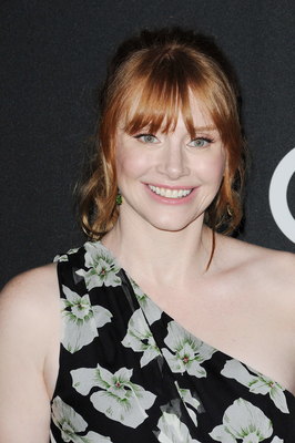Bryce Dallas Howard Poster 2919838