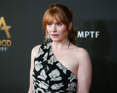 Bryce Dallas Howard Poster 2919857