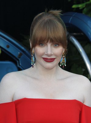 Bryce Dallas Howard Poster 3281124