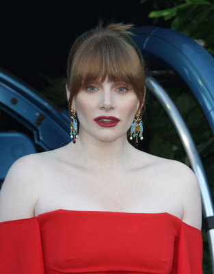 Bryce Dallas Howard Poster 3281216