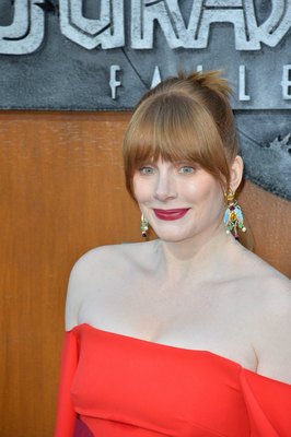 Bryce Dallas Howard Poster 3281224