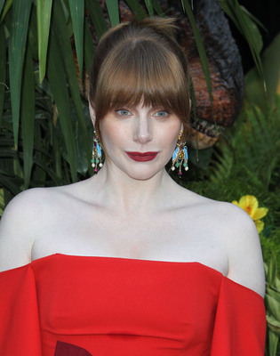 Bryce Dallas Howard Poster 3281316