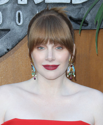Bryce Dallas Howard Poster 3281386