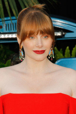 Bryce Dallas Howard Poster 3304716