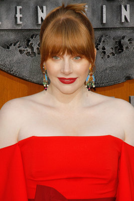 Bryce Dallas Howard Poster 3304728