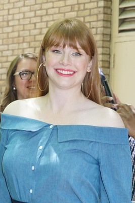 Bryce Dallas Howard Poster 3325272