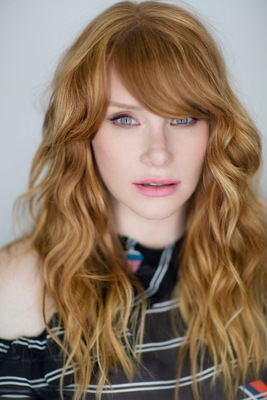 Bryce Dallas Howard Poster 3669379