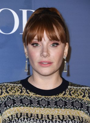 Bryce Dallas Howard Poster 3899316