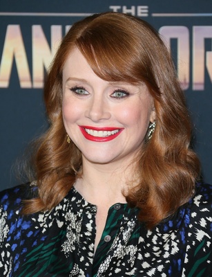 Bryce Dallas Howard Poster 3919372